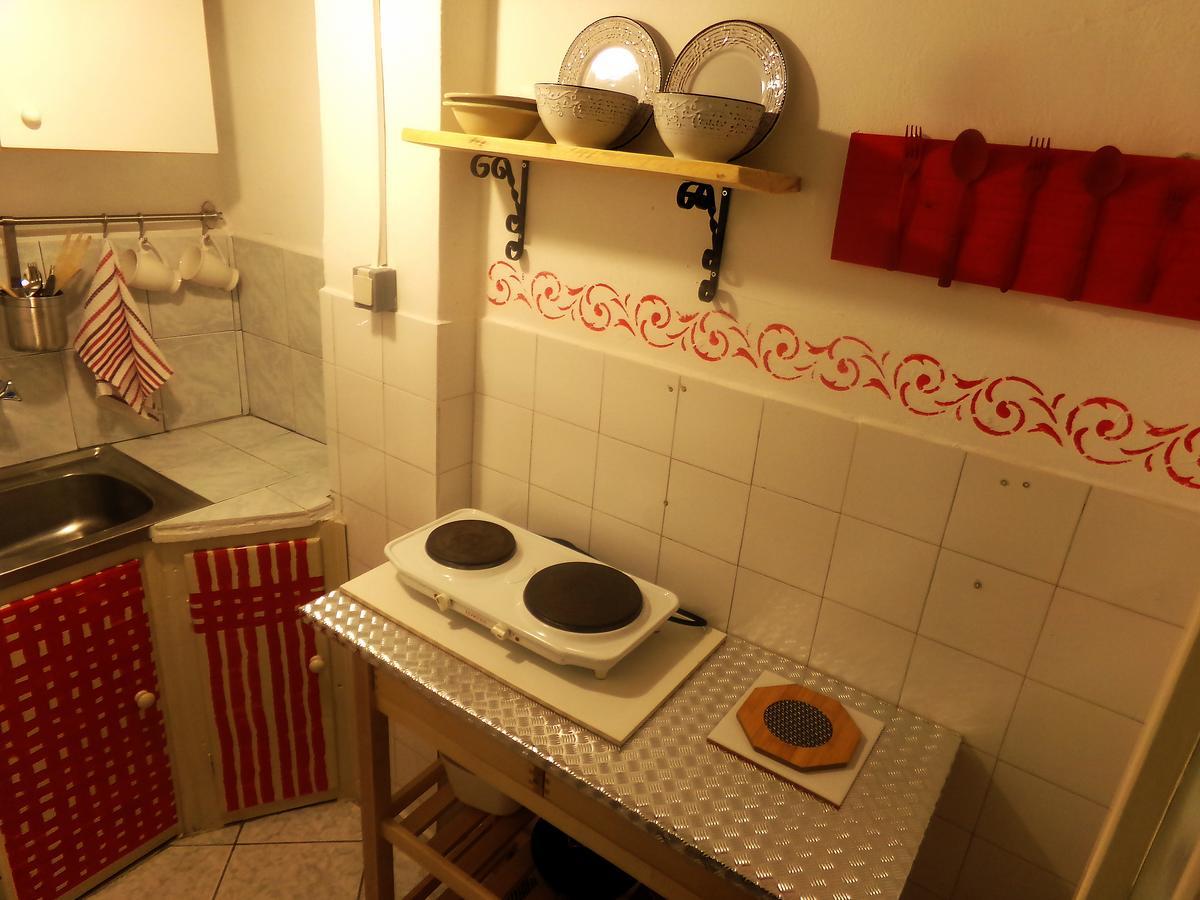 Leia Guest House 에르무폴리 외부 사진