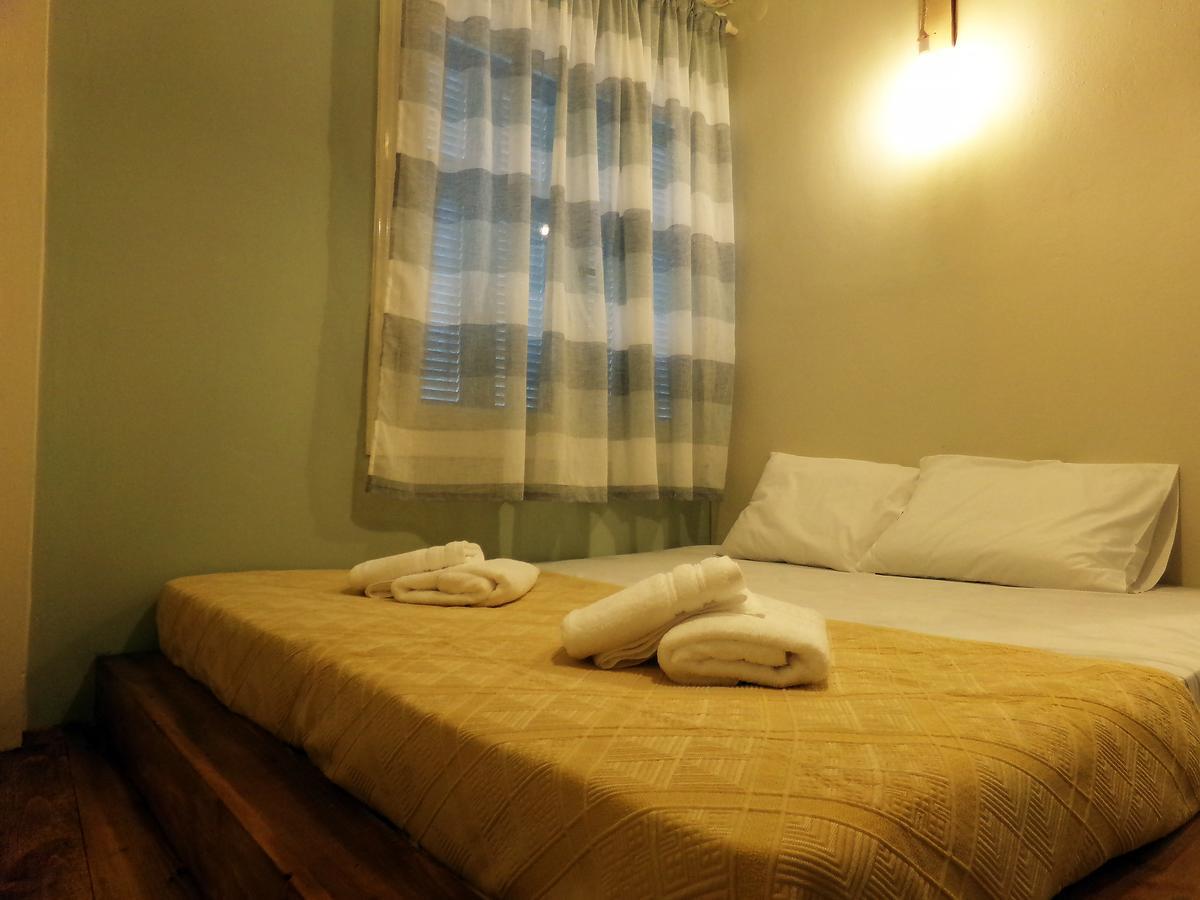 Leia Guest House 에르무폴리 외부 사진