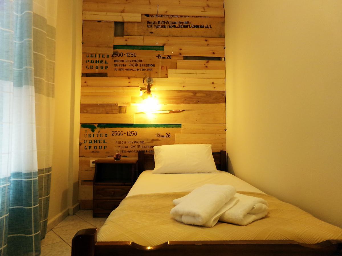 Leia Guest House 에르무폴리 외부 사진
